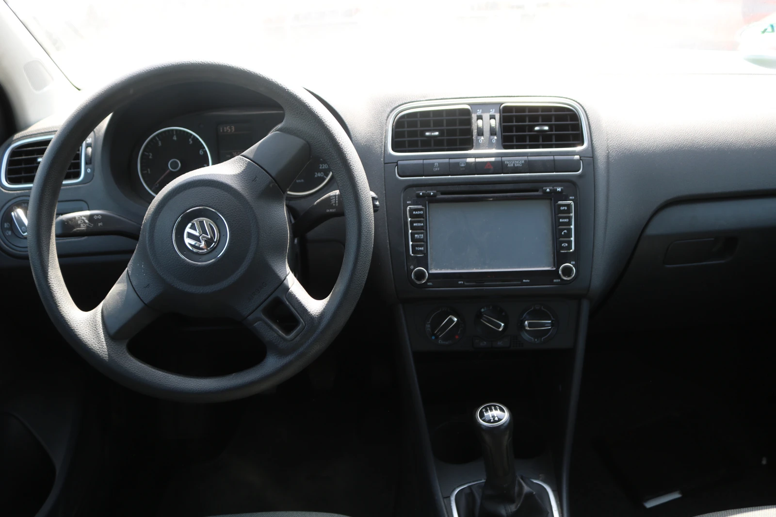 VW Polo 1.2 12V НА ЧАСТИ | Mobile.bg — изображение 13