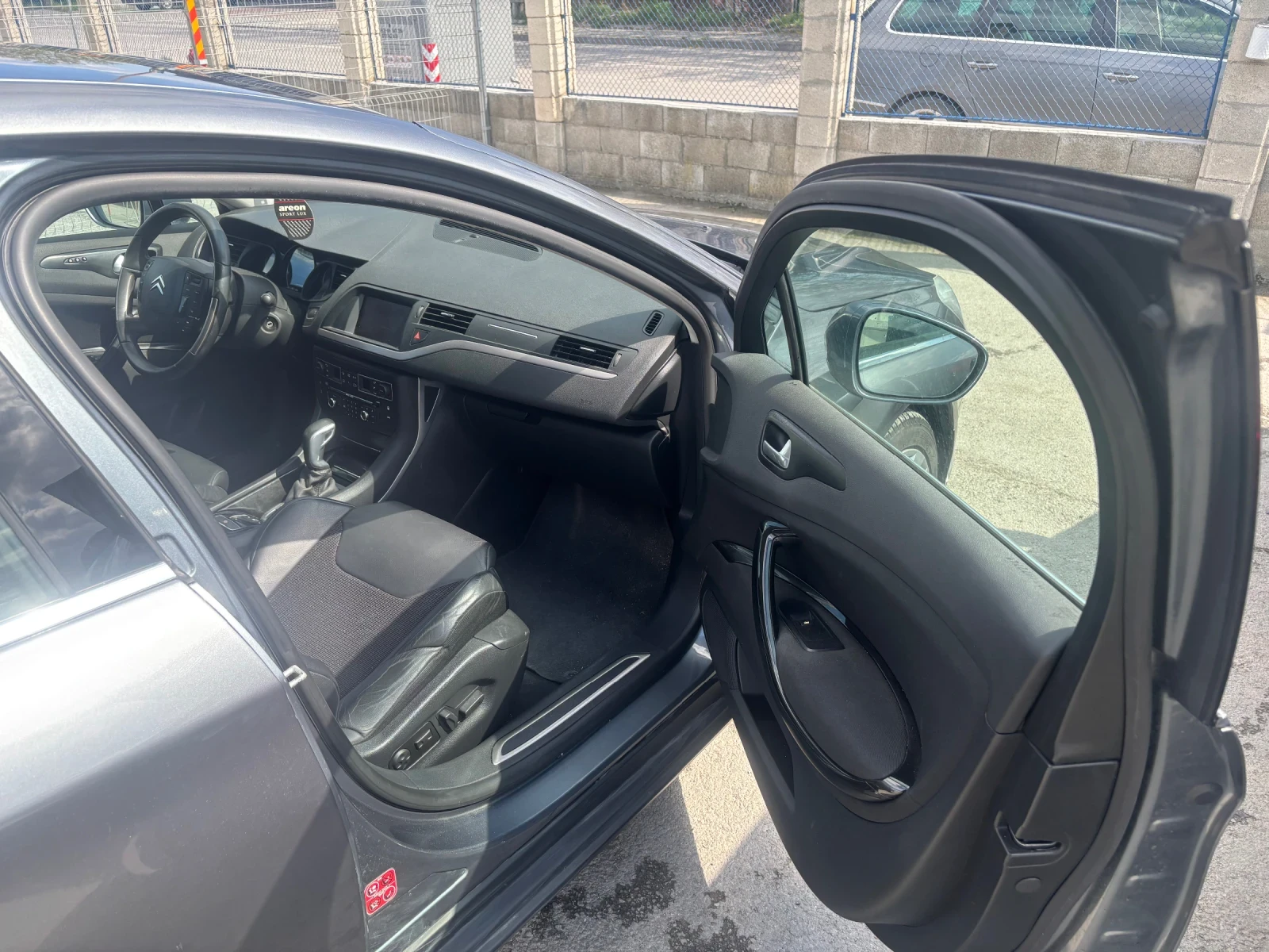 Citroen C5 2.0 HDI - изображение 9