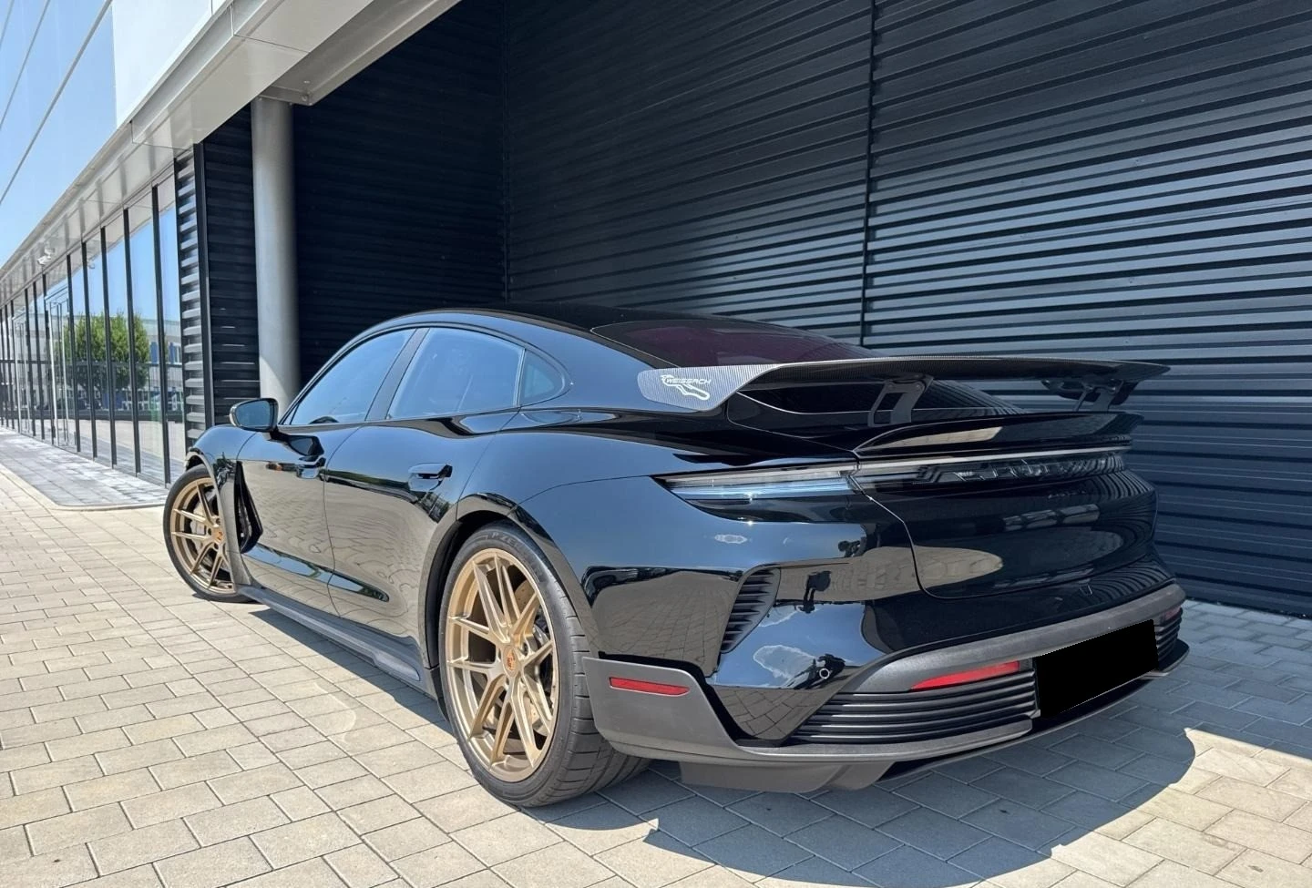 Porsche Taycan TURBO GT/WEISSACH PAKET/FULL CARBON/CERAMIC/BOSE/  - изображение 6