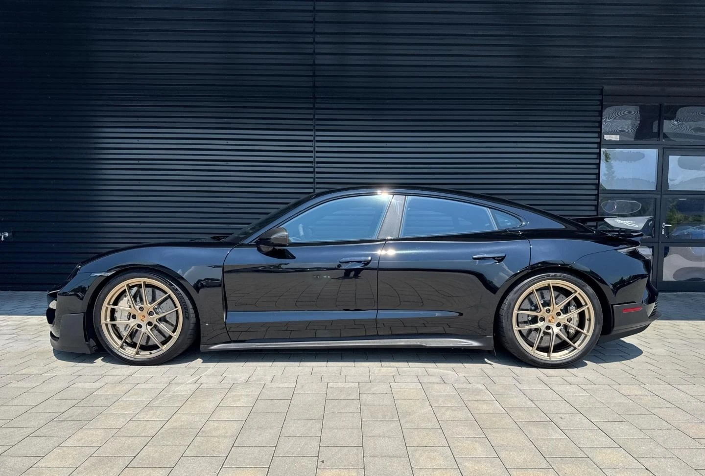 Porsche Taycan TURBO GT/WEISSACH PAKET/FULL CARBON/CERAMIC/BOSE/  - изображение 5
