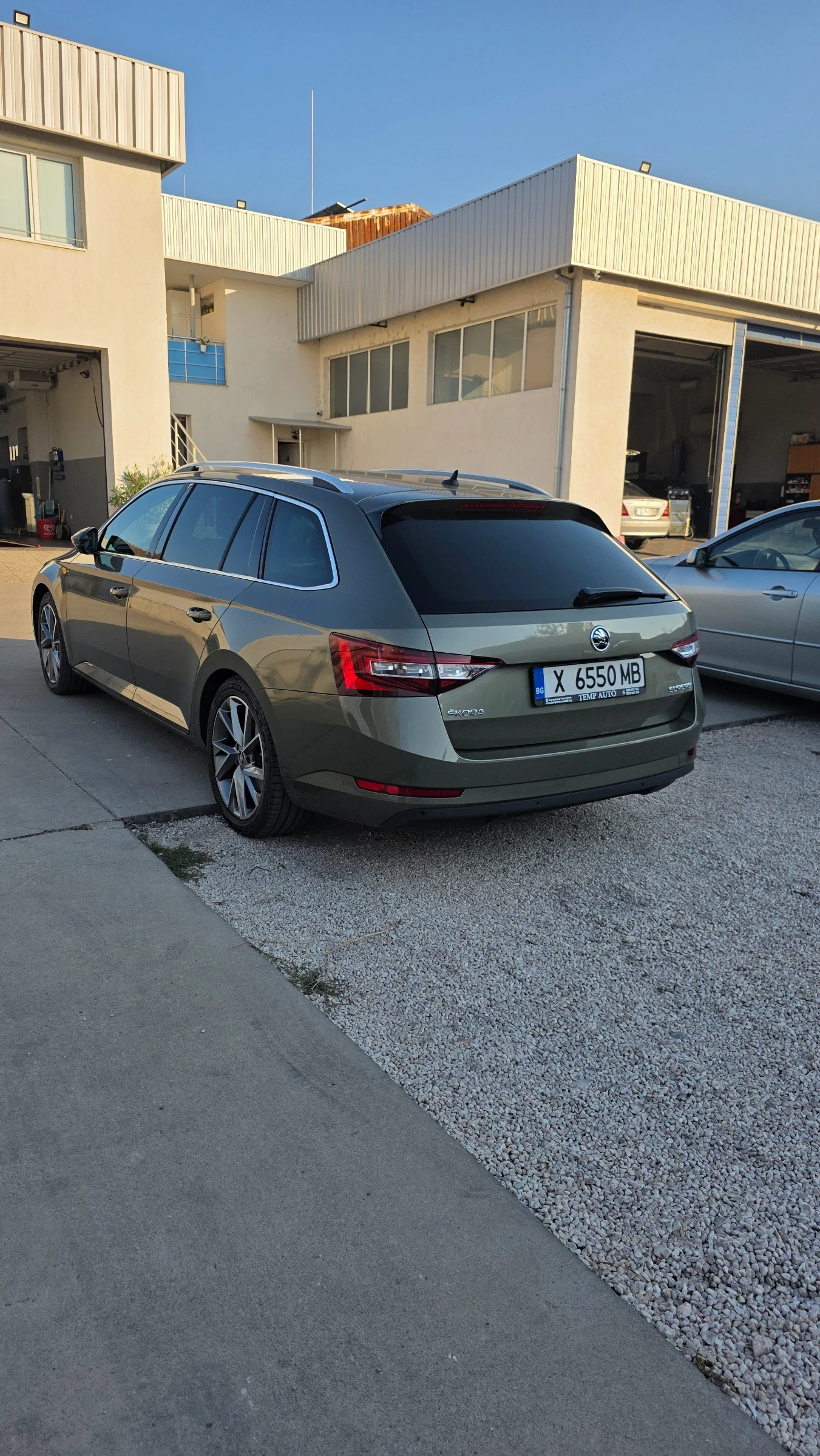 Skoda Superb  - изображение 5