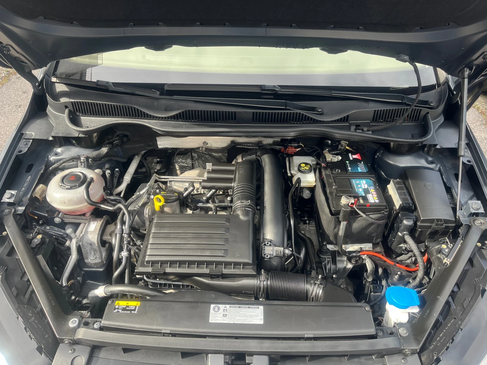 VW Sportsvan 14850k   | Mobile.bg   15