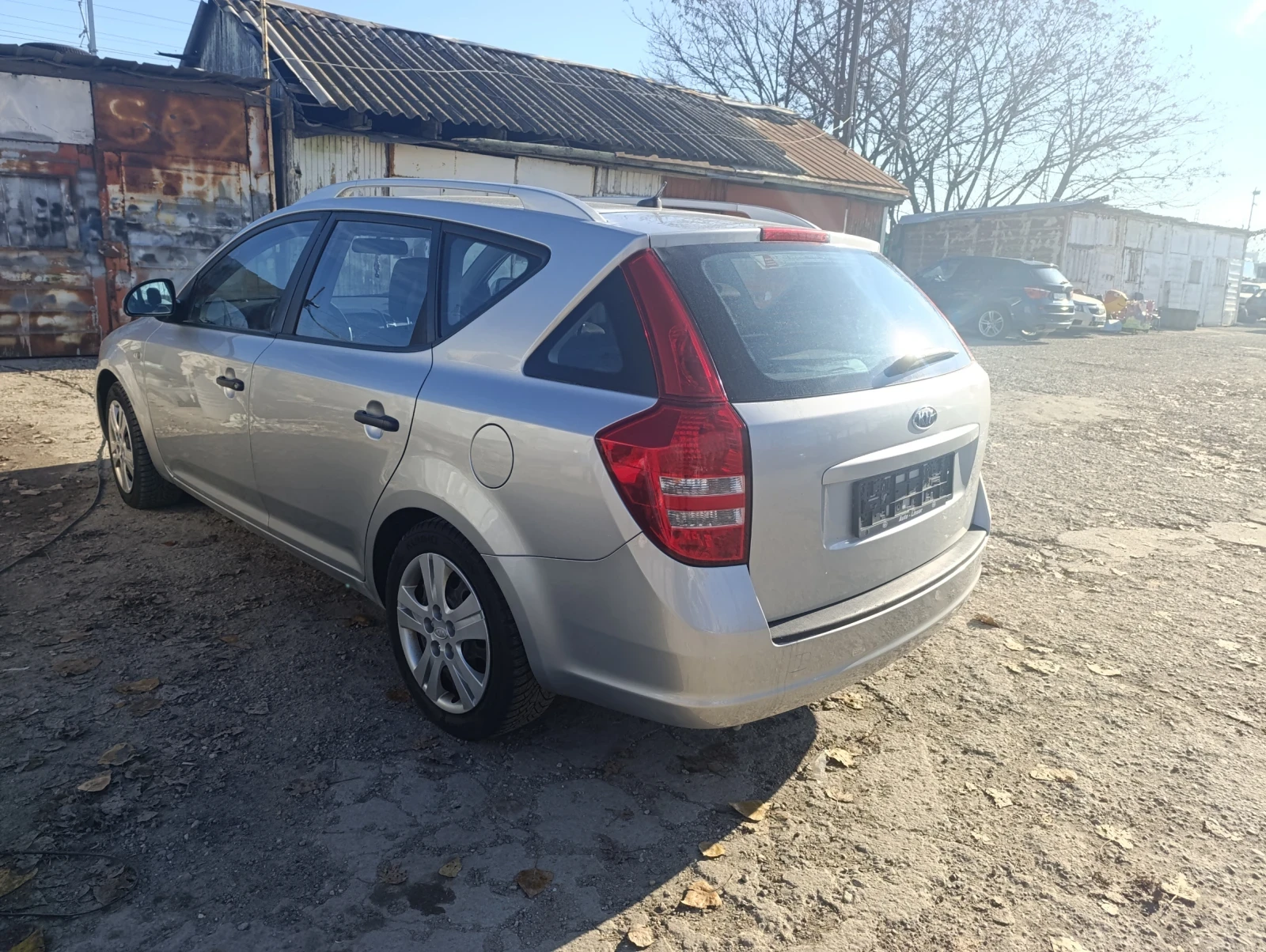 Kia Ceed 1.4i | Mobile.bg � ����������� 4
