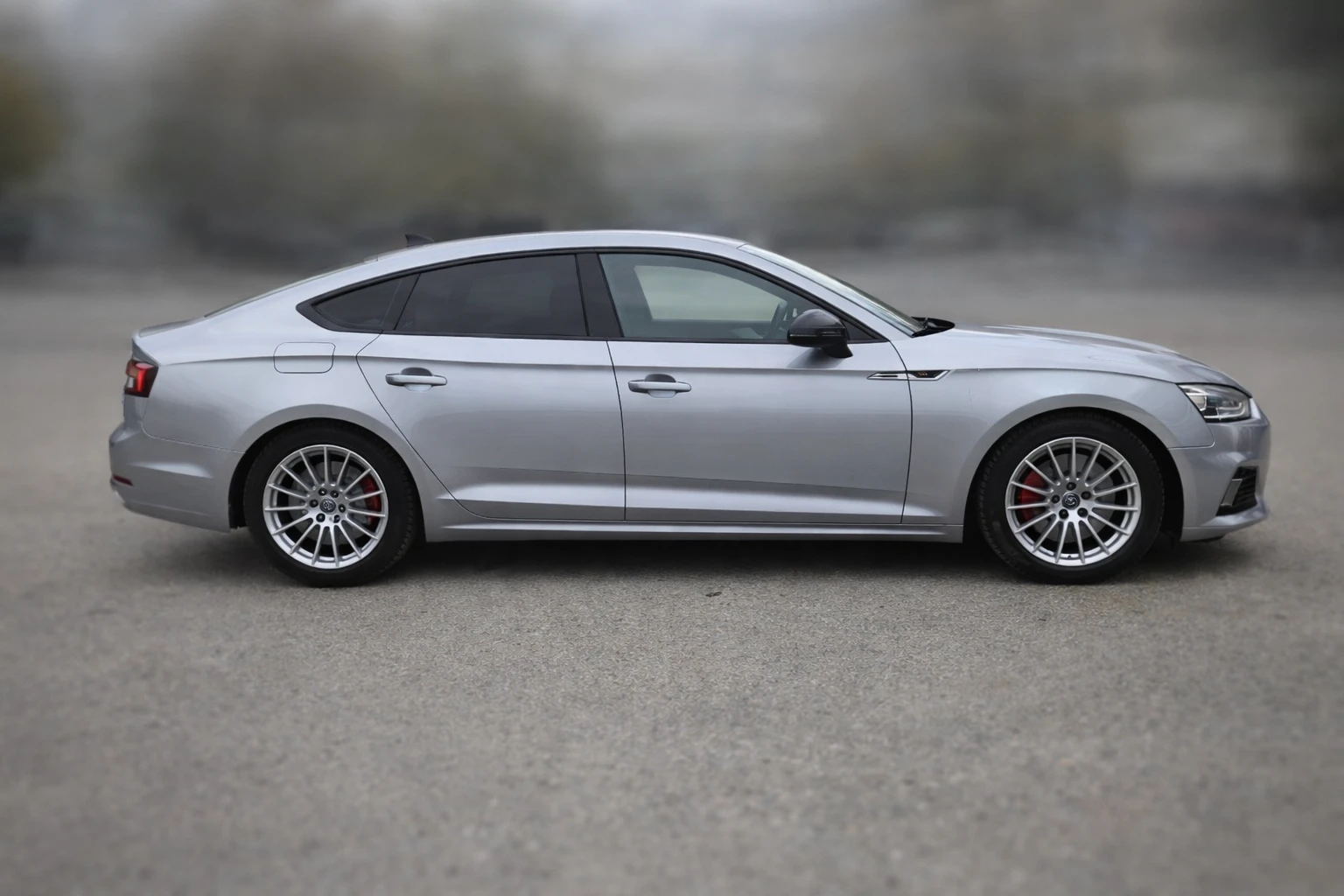 Audi A5 Sportback - изображение 2