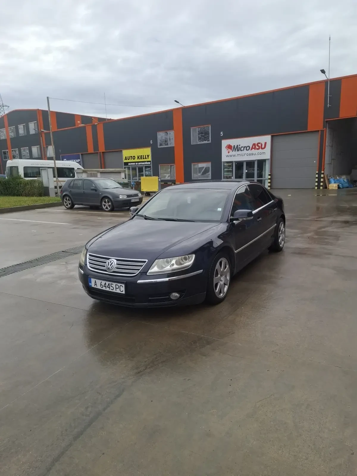 VW Phaeton 3.2 Long ГАЗ, Бартер, снимка 13 - Автомобили и джипове - 53869935