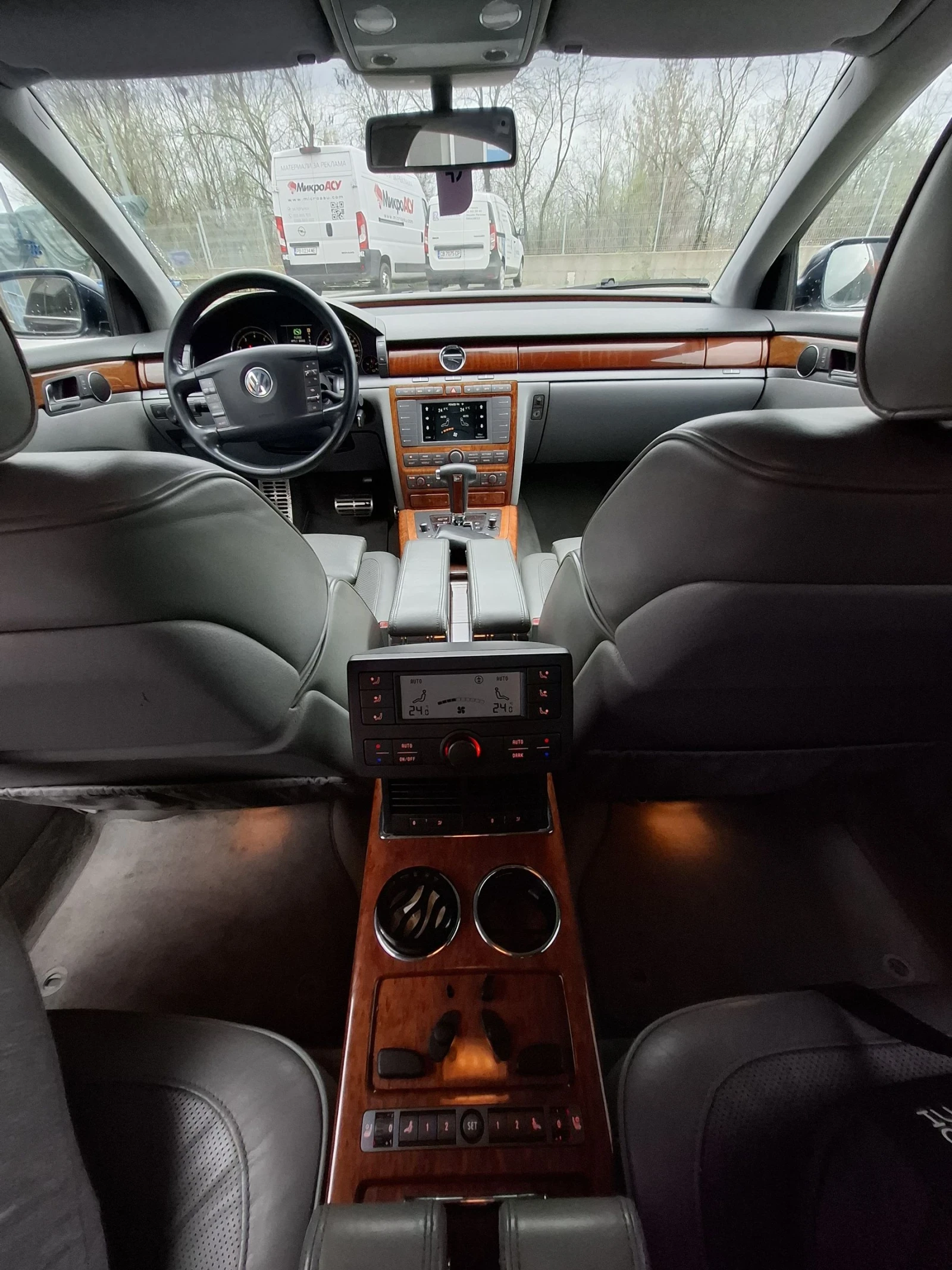 VW Phaeton 3.2 Long  ГАЗ, Бартер, Лизинг, снимка 2 - Автомобили и джипове - 53869935