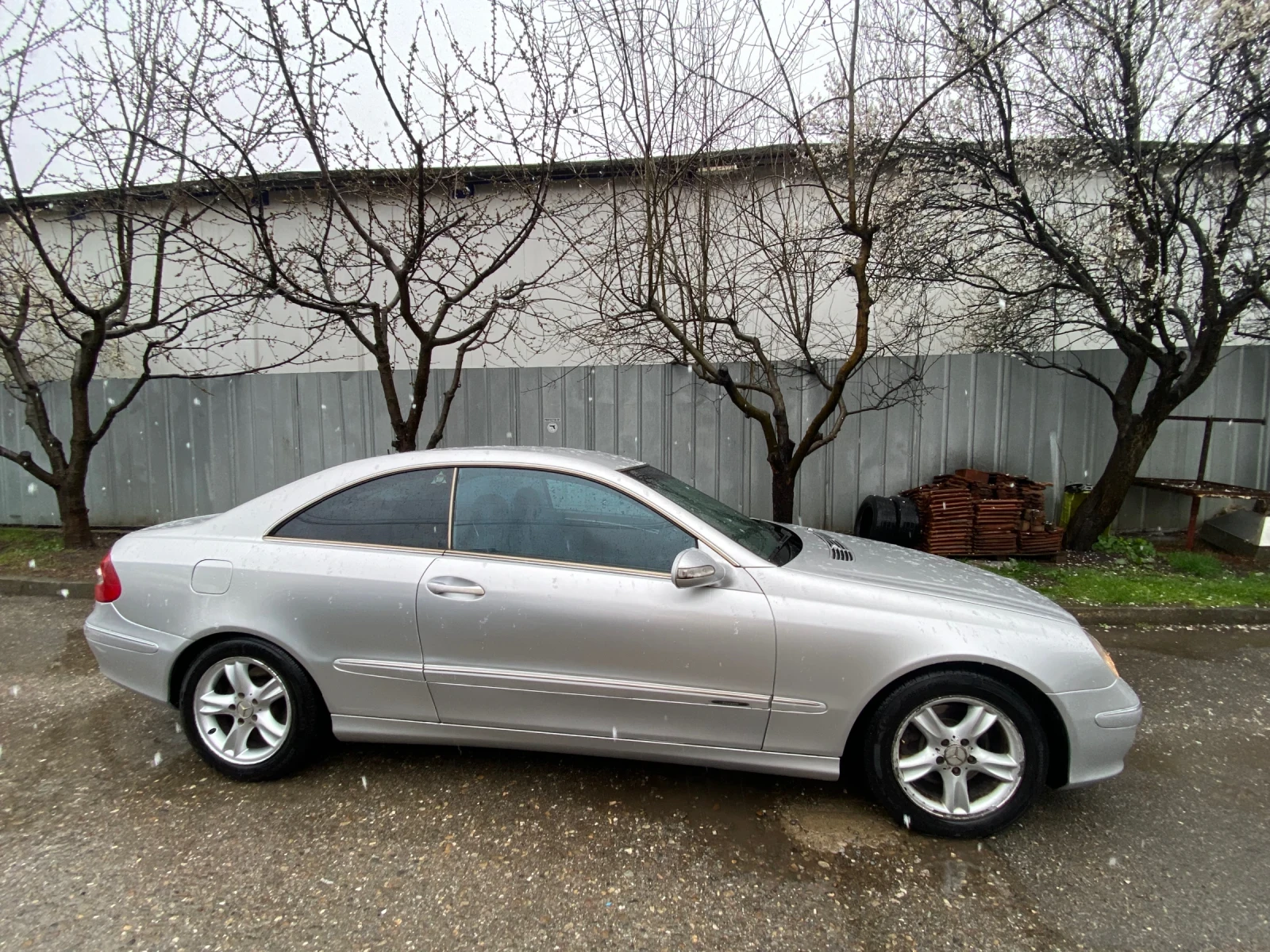 Mercedes-Benz CLK 270 CDi, снимка 8 - Автомобили и джипове - 53997232