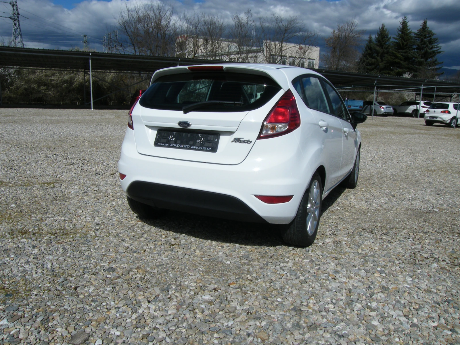 Ford Fiesta 1.5 TDCI , снимка 4 - Автомобили и джипове - 54030754