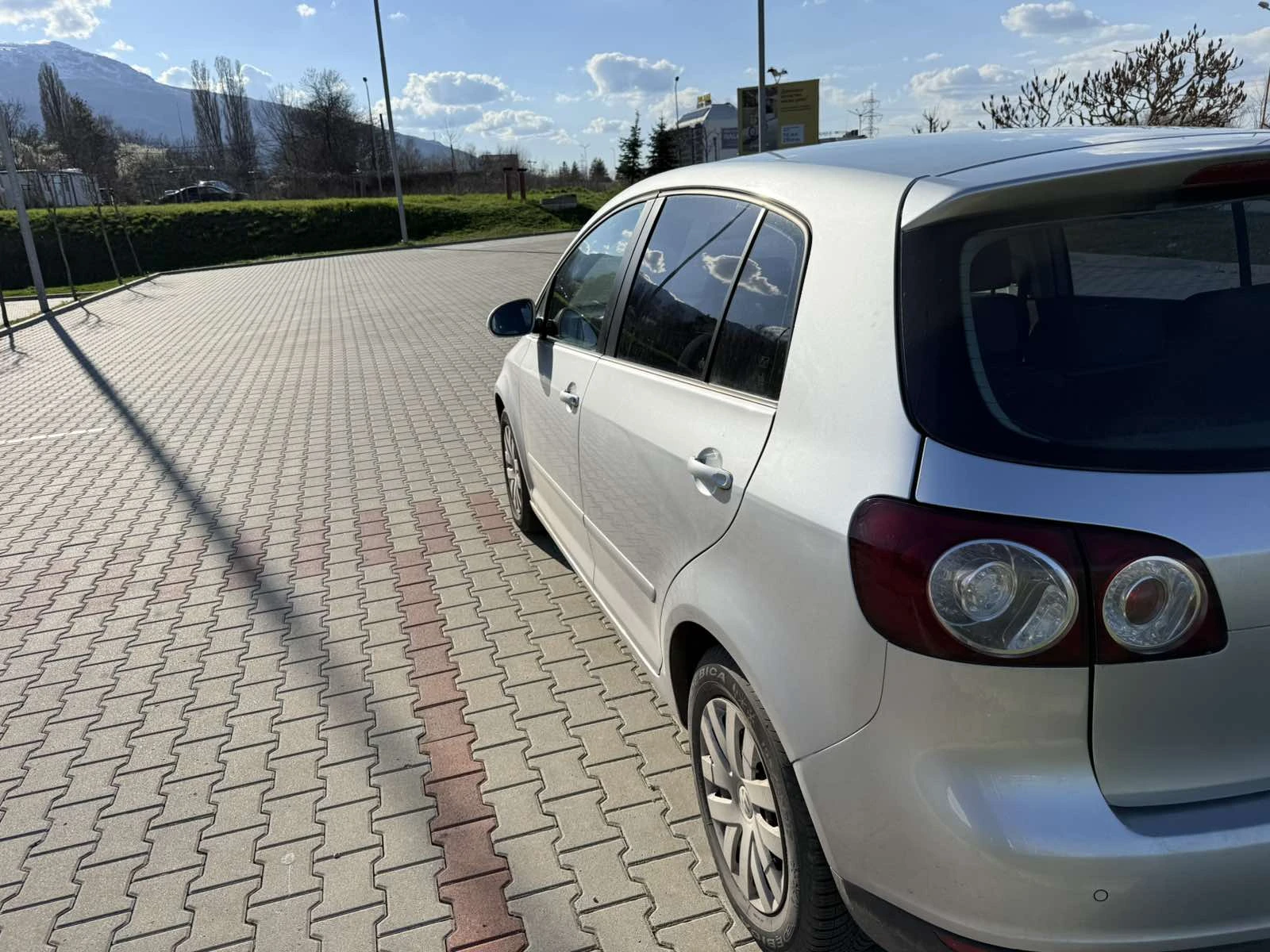 VW Golf Plus, снимка 3 - Автомобили и джипове - 54101625