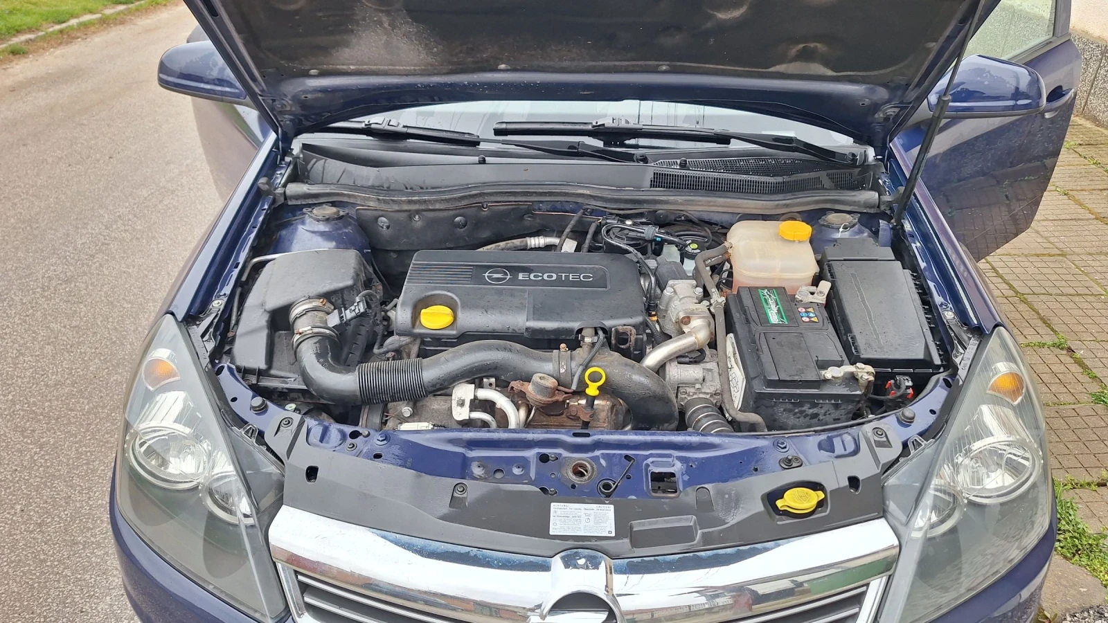 Opel Astra 1.7, снимка 4 - Автомобили и джипове - 54163744