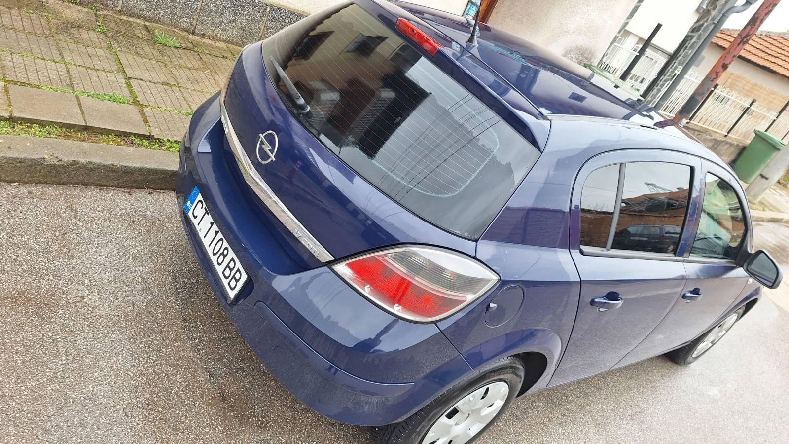 Opel Astra 1.7, снимка 3 - Автомобили и джипове - 54163744