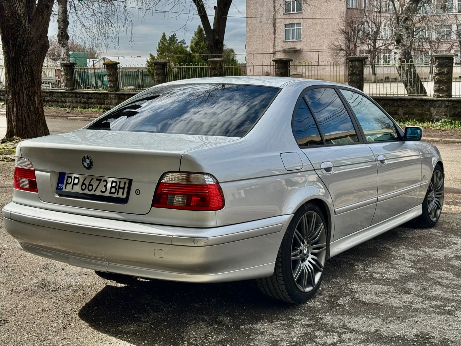 BMW 530 Дизел, снимка 2 - Автомобили и джипове - 54175323