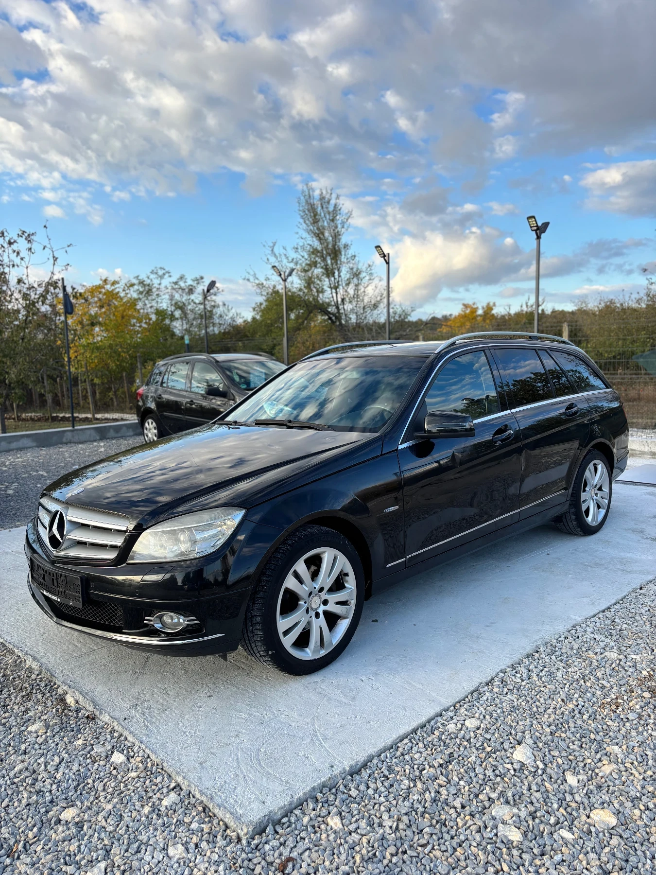 Mercedes-Benz C 220, снимка 7 - Автомобили и джипове - 54195859