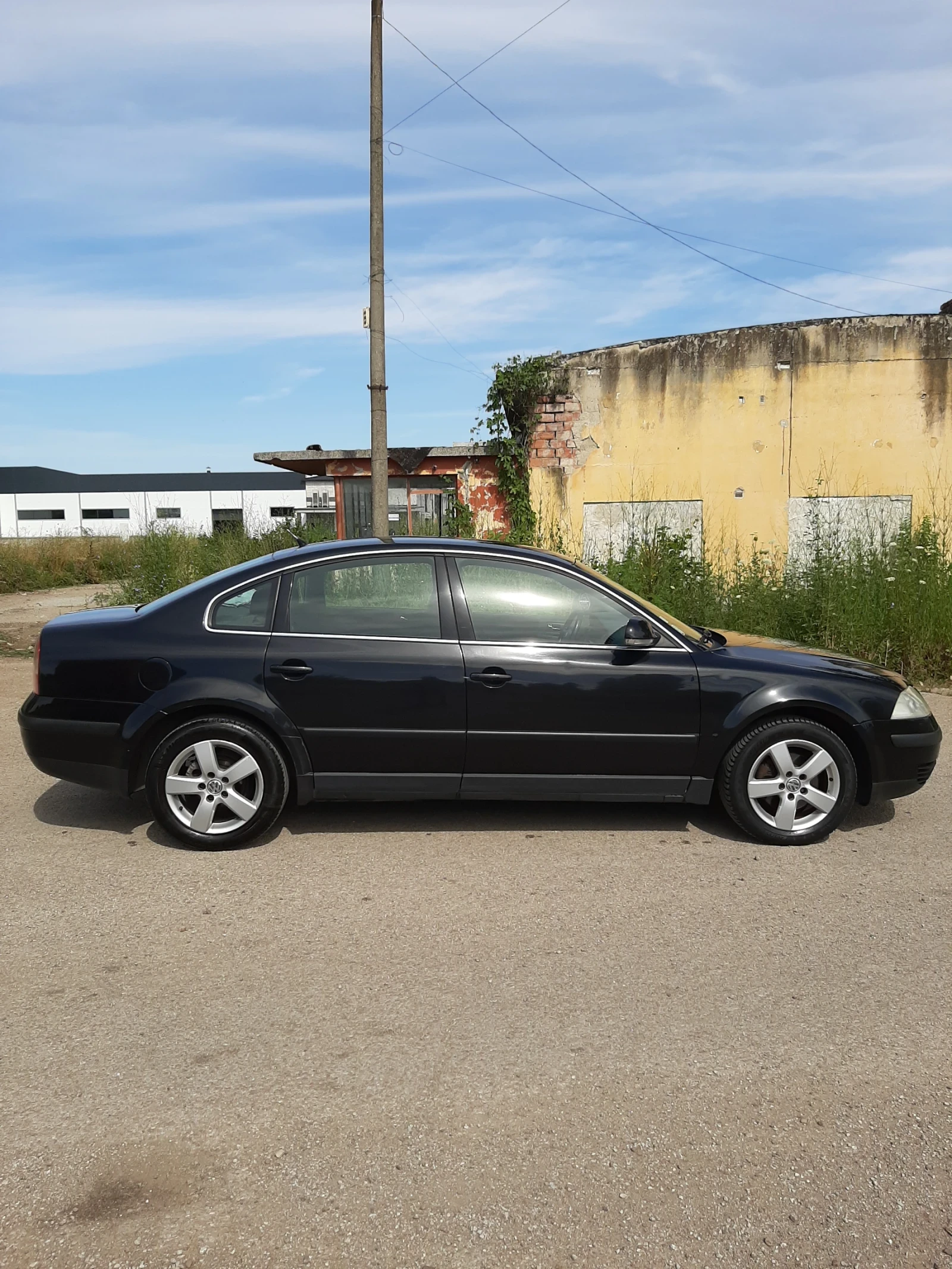 VW Passat 1.9 TDI 4motion B 5.5, снимка 2 - Автомобили и джипове - 54312304
