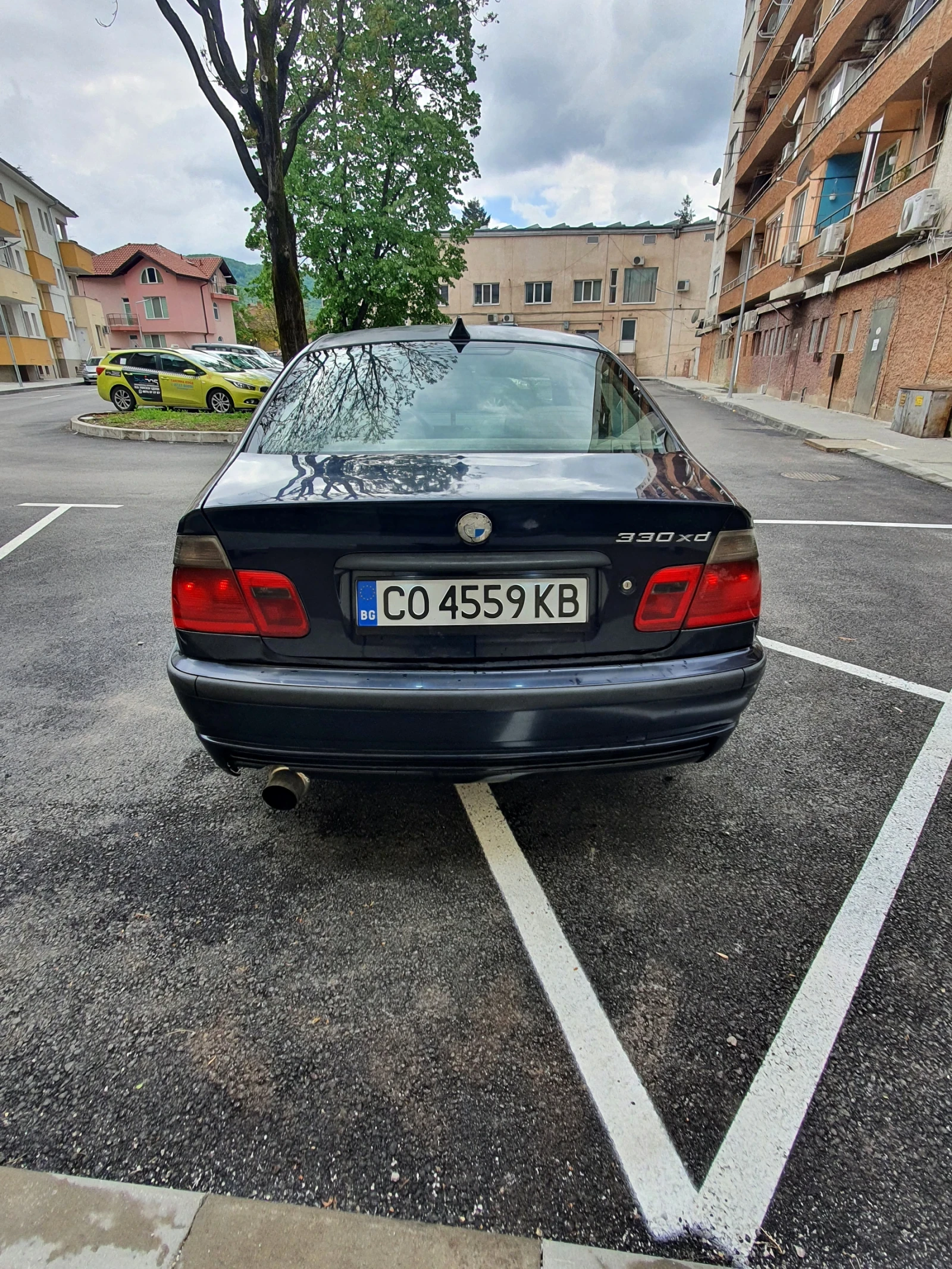 BMW 320, снимка 5 - Автомобили и джипове - 54379240