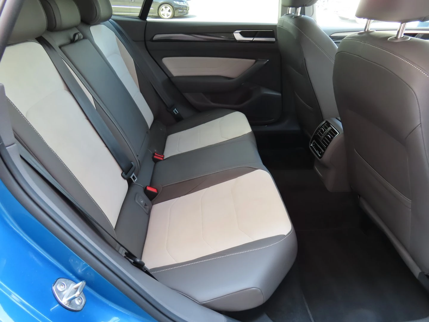 VW Arteon | Mobile.bg � ����������� 10