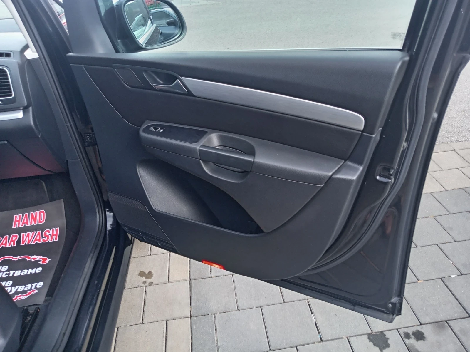 VW Sharan 2.0-140 кс , снимка 14 - Автомобили и джипове - 55254266