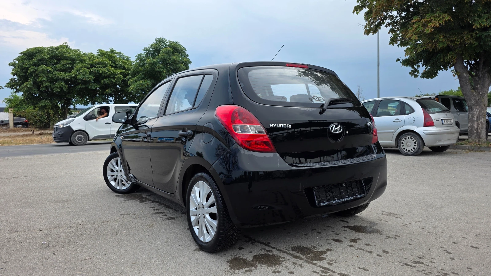 Hyundai I20 1.3i/80hp/АГУ, снимка 5 - Автомобили и джипове - 55607698