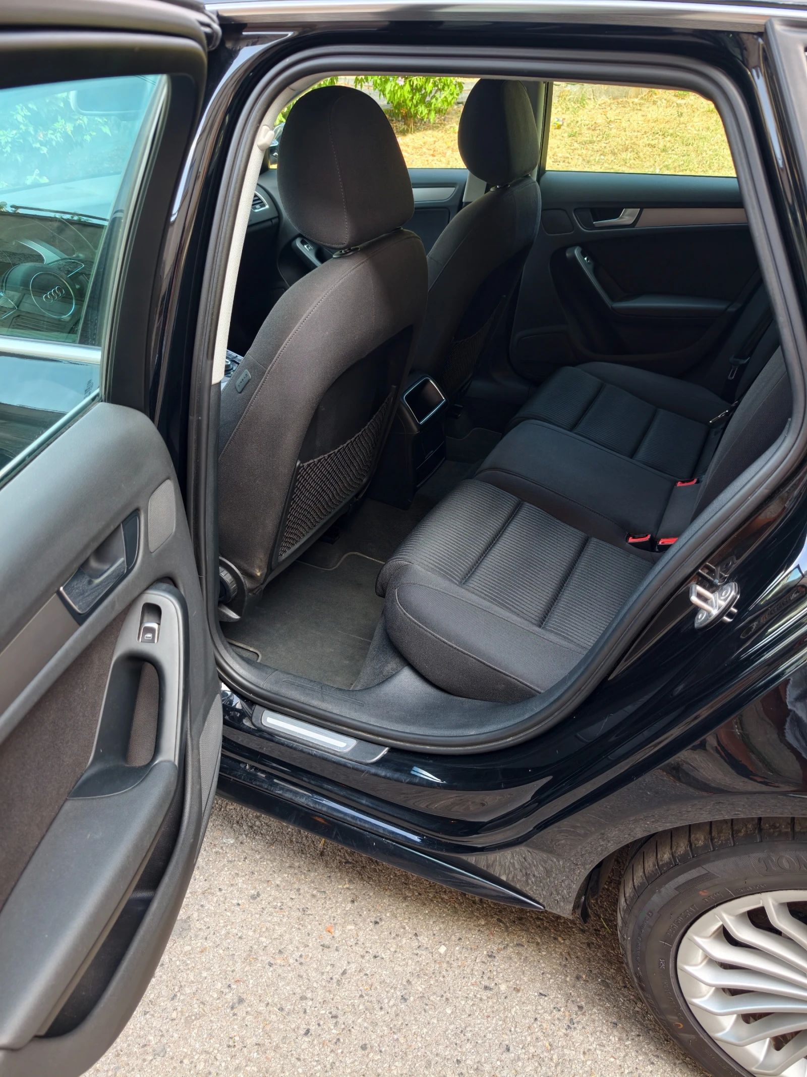 Audi A4 2.0 TDI quattro, снимка 10 - Автомобили и джипове - 55831514