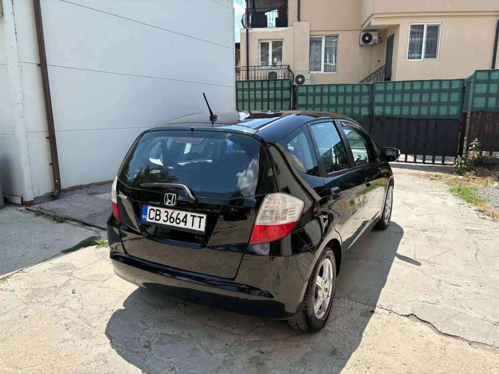 Honda Jazz 1.4 100кс., снимка 3 - Автомобили и джипове - 56376749