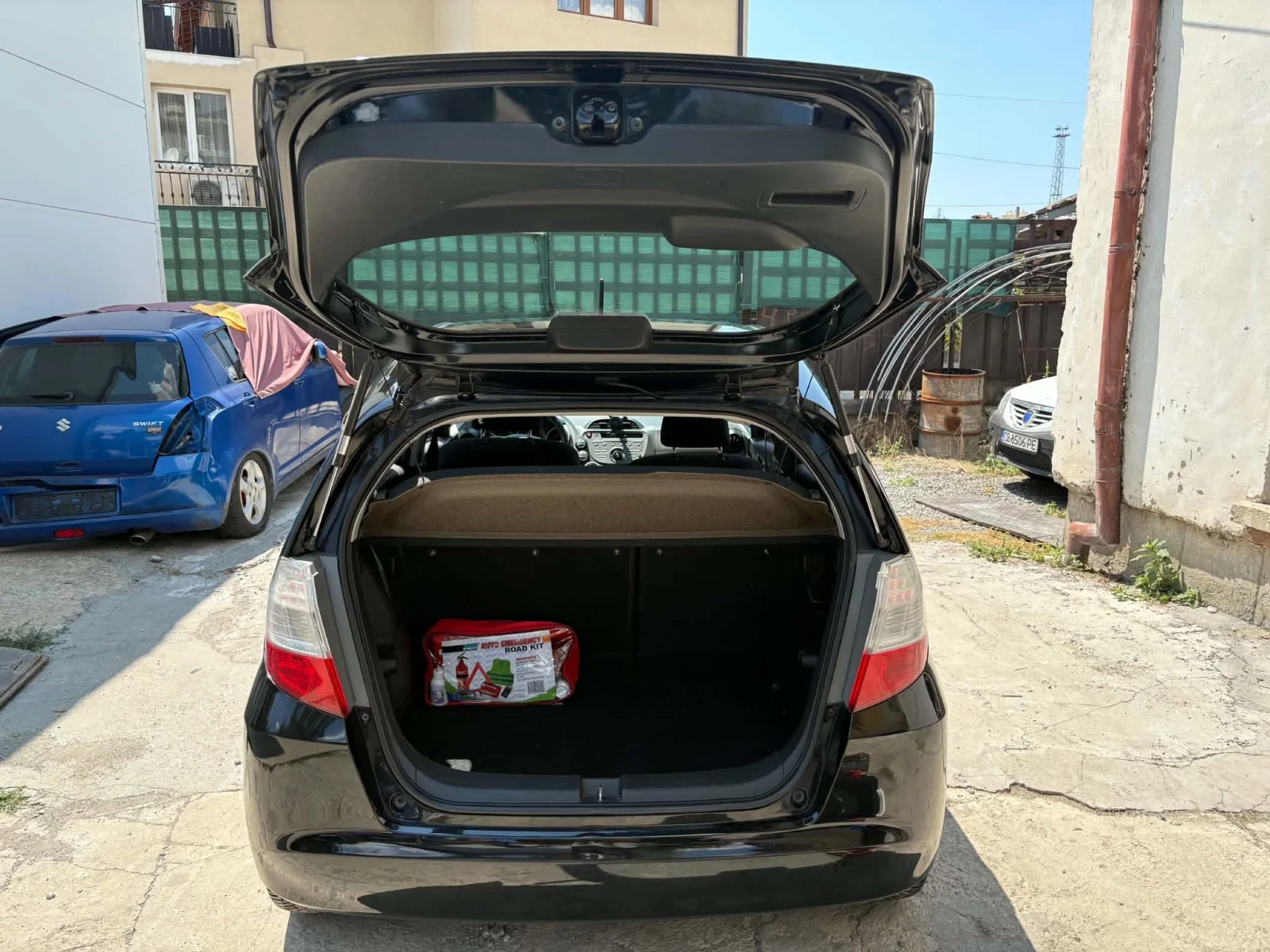 Honda Jazz 1.4 100кс., снимка 11 - Автомобили и джипове - 56376749