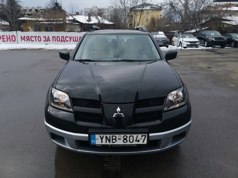 Mitsubishi Outlander 2.0 GAZ BENZIN , снимка 1 - Автомобили и джипове - 43969488