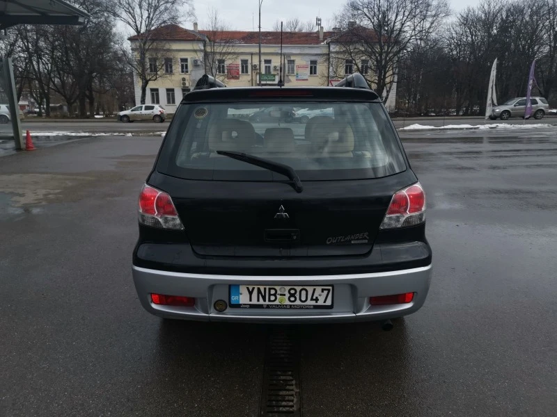 Mitsubishi Outlander 2.0 GAZ BENZIN , снимка 8 - Автомобили и джипове - 43969488