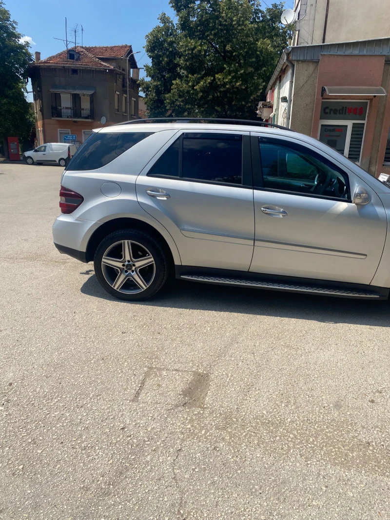 Mercedes-Benz ML 420, снимка 6 - Автомобили и джипове - 47577936