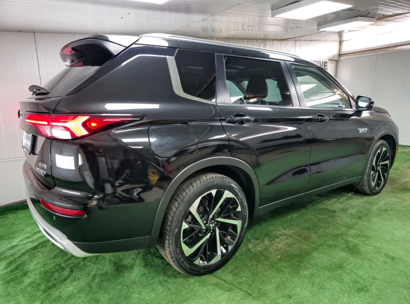 Mitsubishi Outlander  PLUG-IN HYBRID PHEV SE S-AWC, снимка 6 - Автомобили и джипове - 50280296