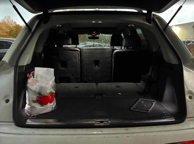 Audi Q7 Technik, снимка 8 - Автомобили и джипове - 52336708