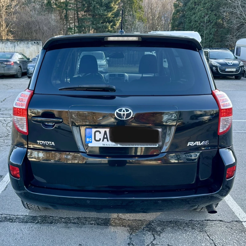 Toyota Rav4 2.2D-CAT, снимка 6 - Автомобили и джипове - 53248170
