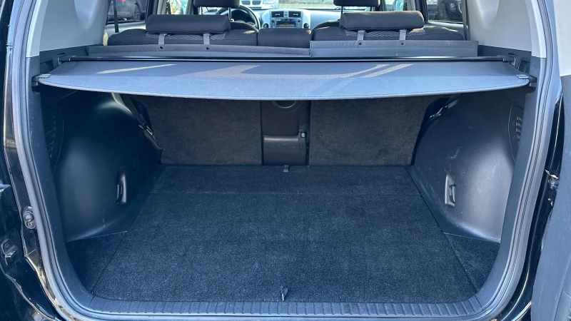 Toyota Rav4 2.2D-CAT, снимка 15 - Автомобили и джипове - 53248170