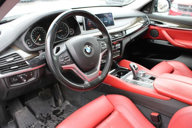 BMW X6 xDrive35i| Red Interior| 360 Camera | Blind Spot L, снимка 5 - Автомобили и джипове - 53353957