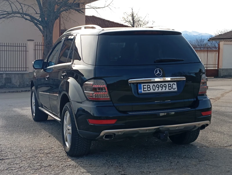 Mercedes-Benz ML 350 МЛ-350D-NAVI-КОЖА-КЛИМА, снимка 17 - Автомобили и джипове - 53571465