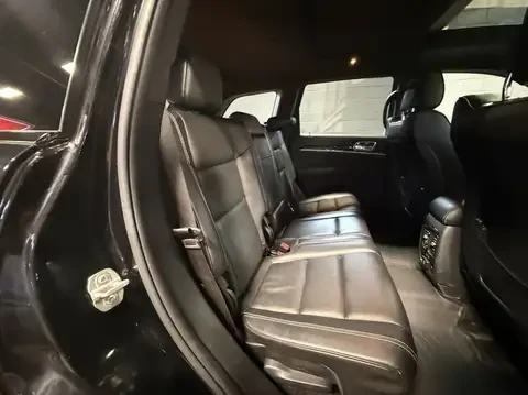 Jeep Grand cherokee OVERLAND* FULL* КРАЙНА ЦЕНА ДО БЪЛГАРИЯ* , снимка 16 - Автомобили и джипове - 55053356