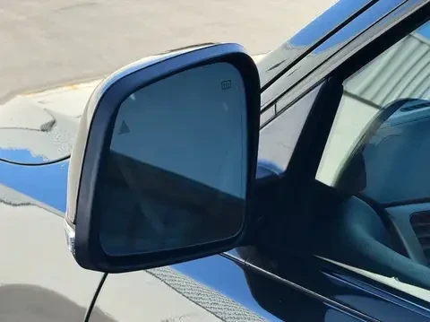 Jeep Grand cherokee OVERLAND* FULL* КРАЙНА ЦЕНА ДО БЪЛГАРИЯ* , снимка 8 - Автомобили и джипове - 55053356