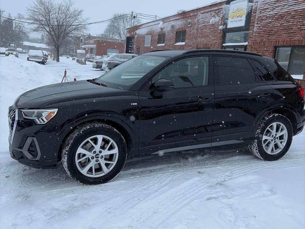 Audi Q3 * Komfort * CARFAX * ПОДГРЕВИ * ЗАДНА КАМЕРА - изображение 2