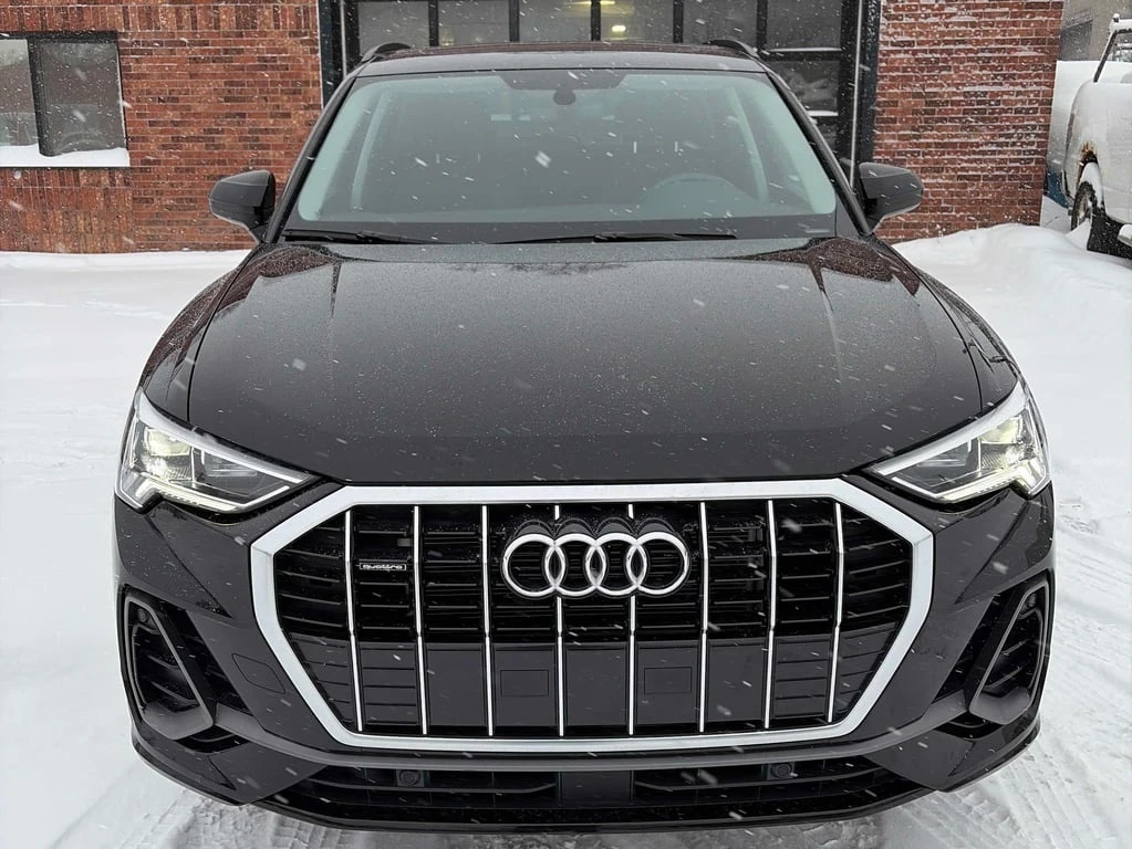 Audi Q3 * Komfort * CARFAX * ПОДГРЕВИ * ЗАДНА КАМЕРА - изображение 6