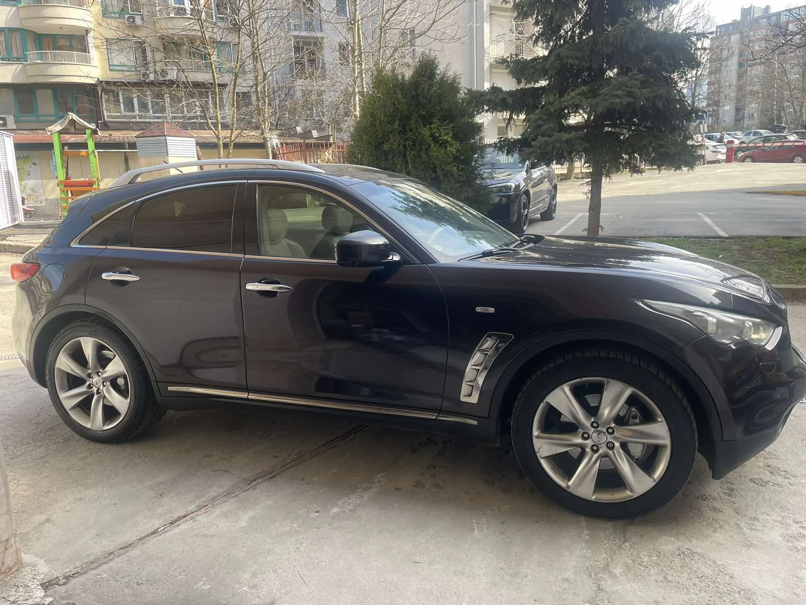 Infiniti Fx 30 FX30DS, снимка 3 - Автомобили и джипове - 53682213