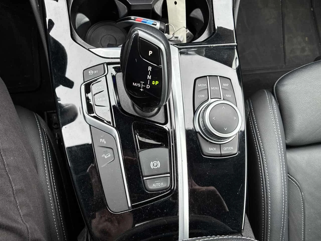 BMW X4 XDRIVE30I * FULL M PACK* ПАНОРАМА* ПОДГРЕВИ* КАМЕР, снимка 14 - Автомобили и джипове - 53836605