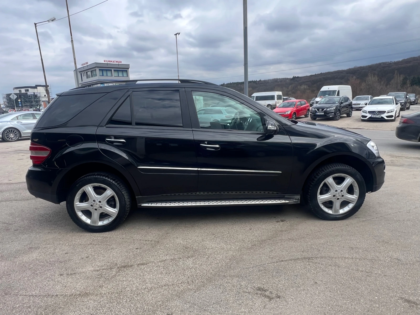 Mercedes-Benz ML 320, снимка 9 - Автомобили и джипове - 53967832