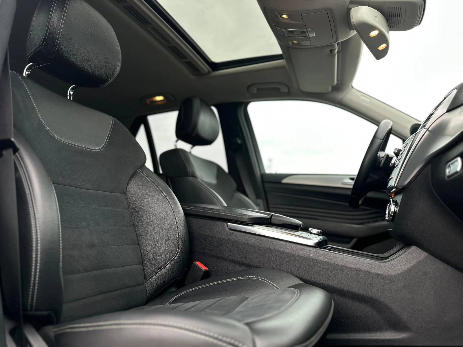 Mercedes-Benz ML 350 / 4-MATIC / FULL LED / BLUETEC / ПРУЖИНИ /, снимка 12 - Автомобили и джипове - 54040952