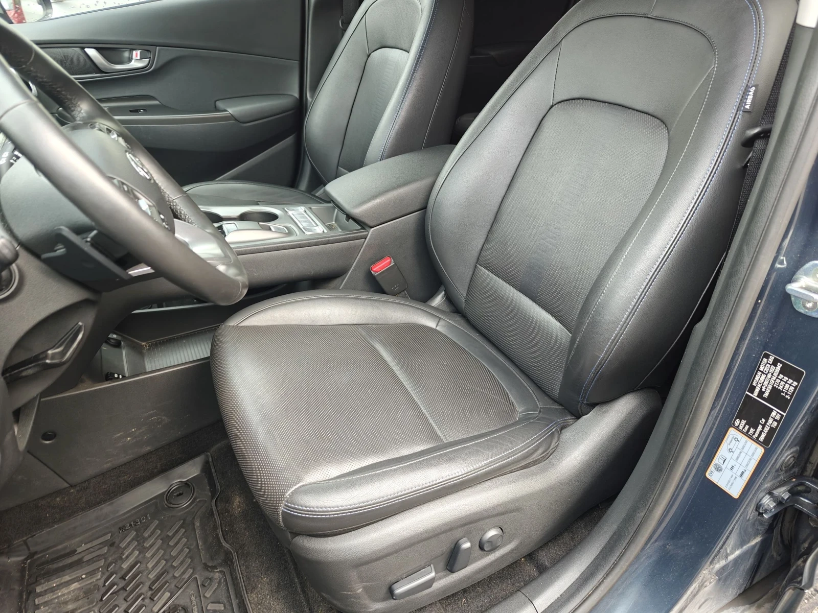 Hyundai Kona Premium Full 64KWH, снимка 14 - Автомобили и джипове - 54182422