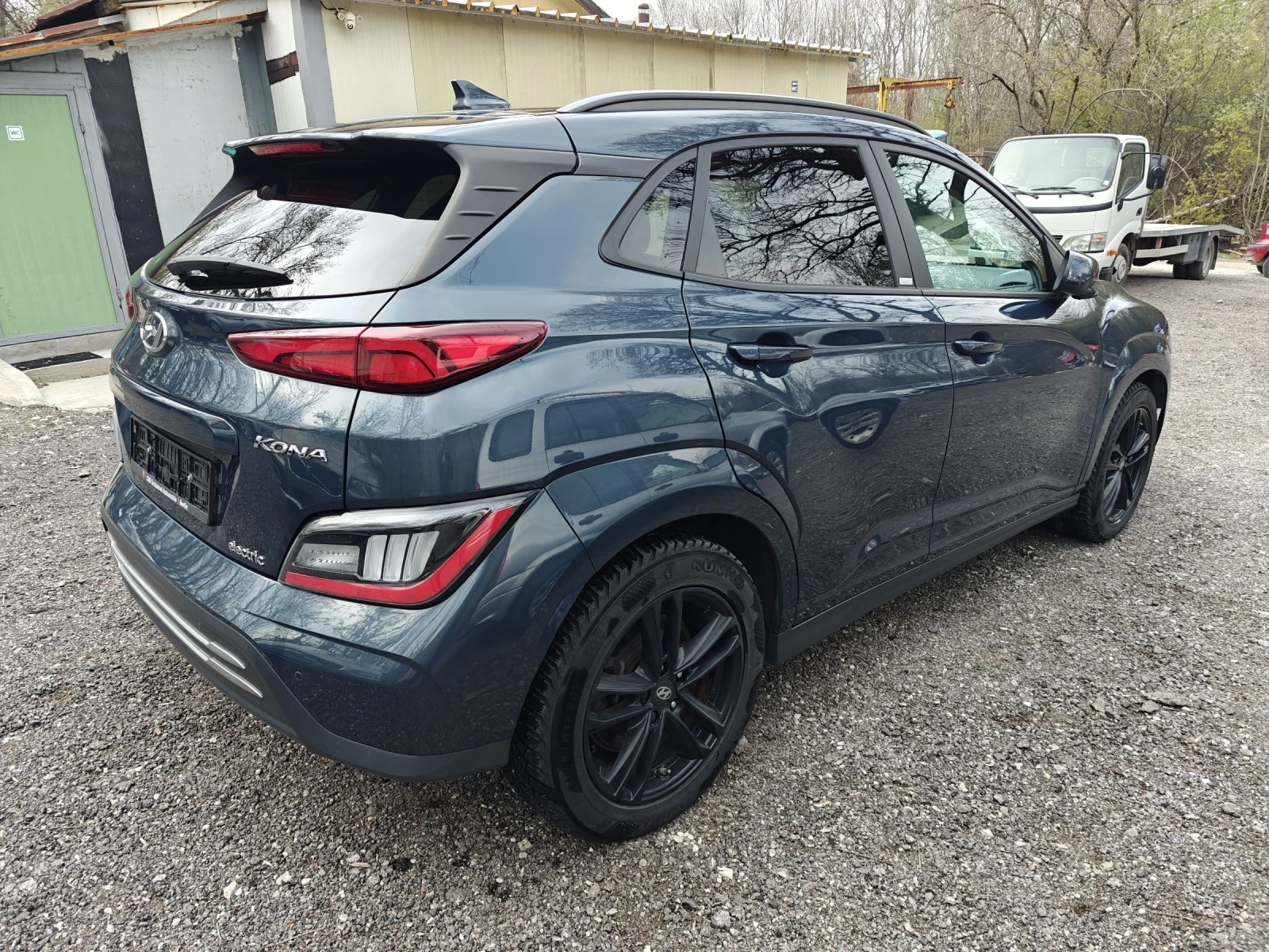 Hyundai Kona Premium Full 64KWH, снимка 4 - Автомобили и джипове - 54182422