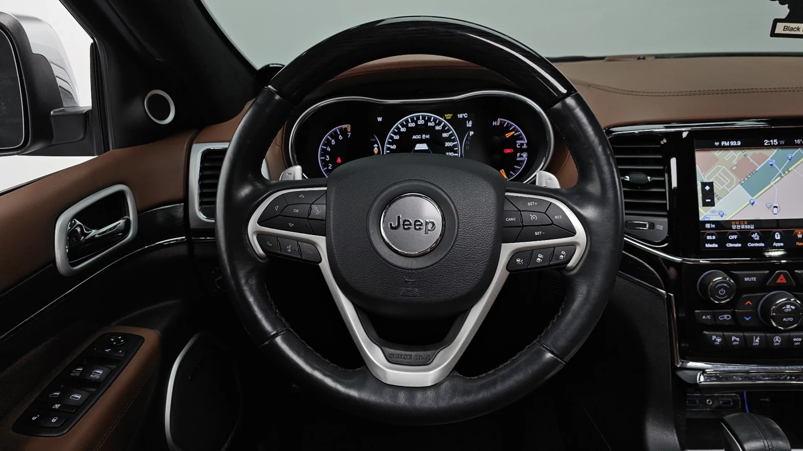 Jeep Grand cherokee 3.6 Summit, снимка 12 - Автомобили и джипове - 54457080