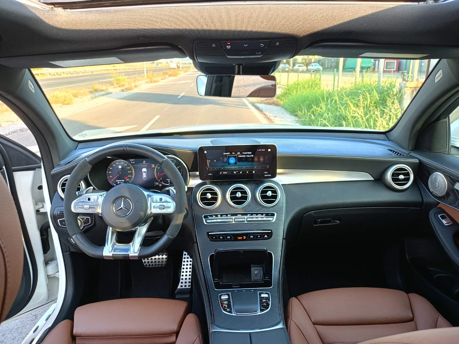 Mercedes-Benz GLC 43 AMG AMG/4 MATIC/designo/ COUPE, снимка 11 - Автомобили и джипове - 54683116
