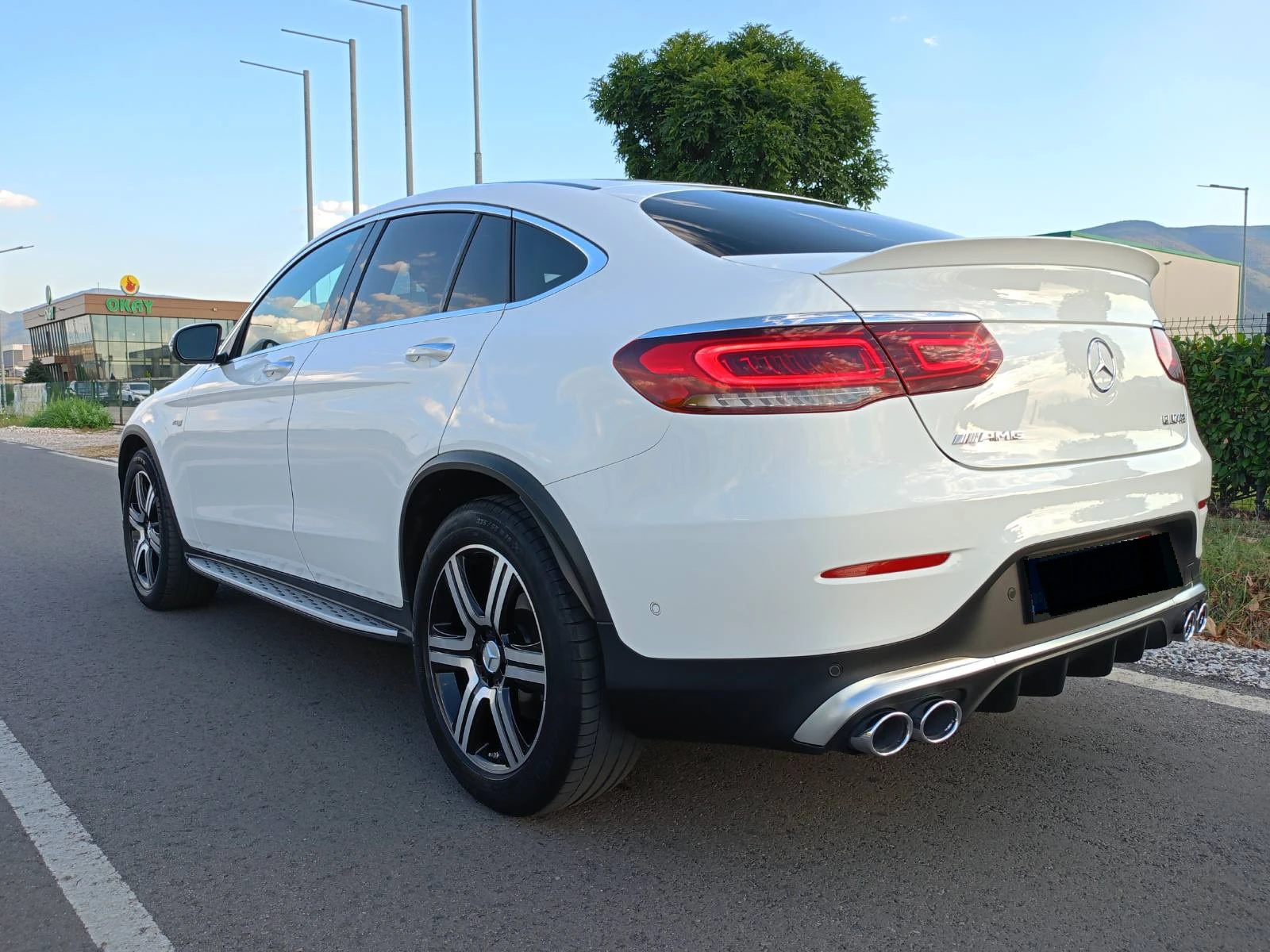 Mercedes-Benz GLC 43 AMG AMG/4 MATIC/designo/ COUPE, снимка 4 - Автомобили и джипове - 54683116