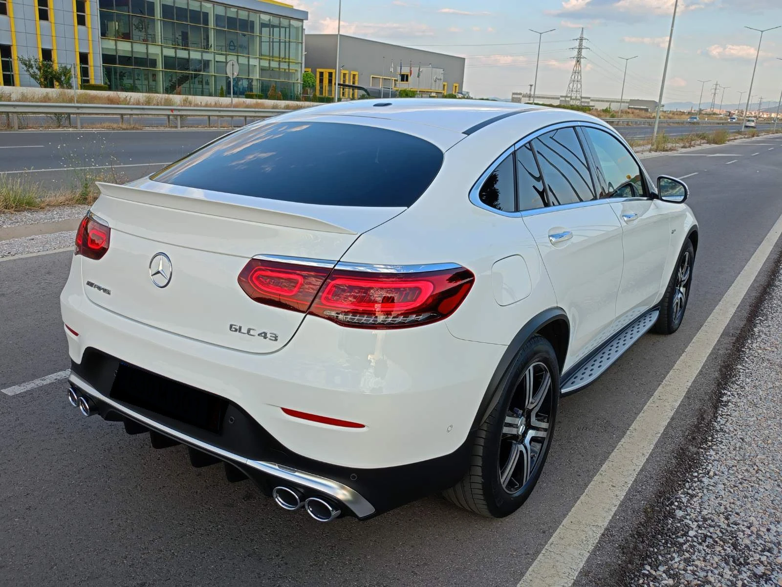 Mercedes-Benz GLC 43 AMG AMG/4 MATIC/designo/ COUPE, снимка 5 - Автомобили и джипове - 54683116