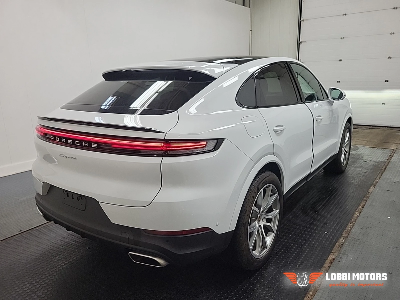 Porsche Cayenne, снимка 3 - Автомобили и джипове - 56069802