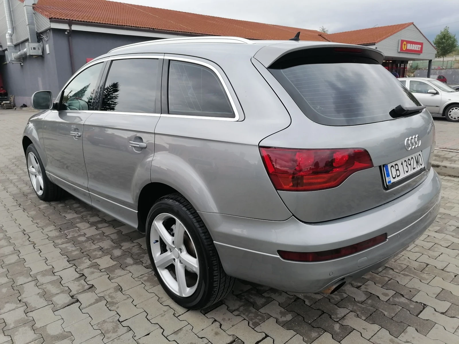 Audi Q7 S-Line/7 места/ПРУЖИНИ, снимка 7 - Автомобили и джипове - 56235311